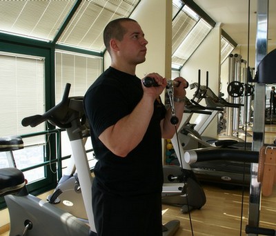 Puxador Biceps Pronação